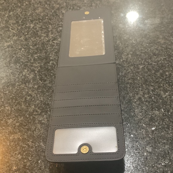 New in package black crossbody - Picture 4 of 4